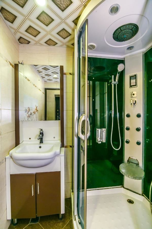 Апартаменты Apartment Near The 28Mall Баку-14
